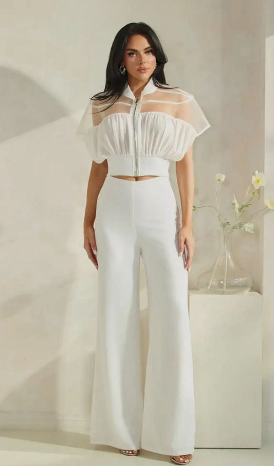 Elegant All-White Power Set