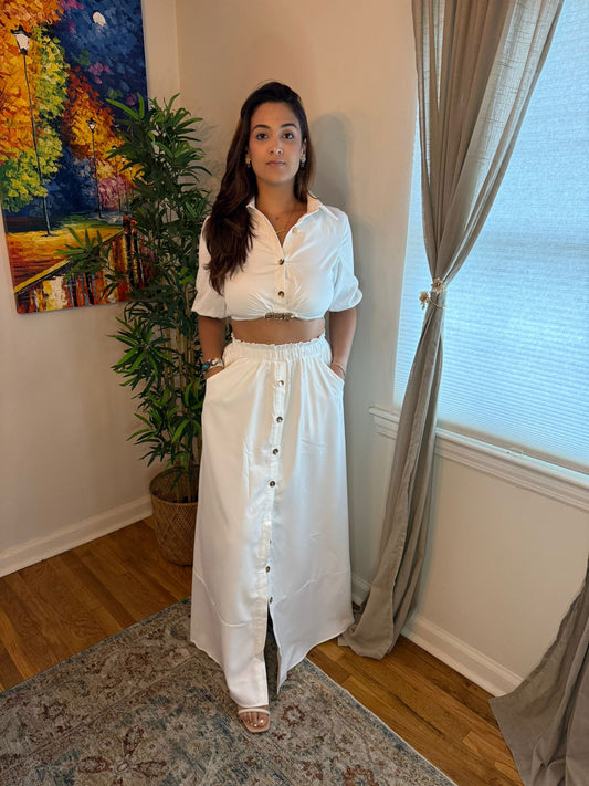 Cropped Top and a flowing Maxi Skirt